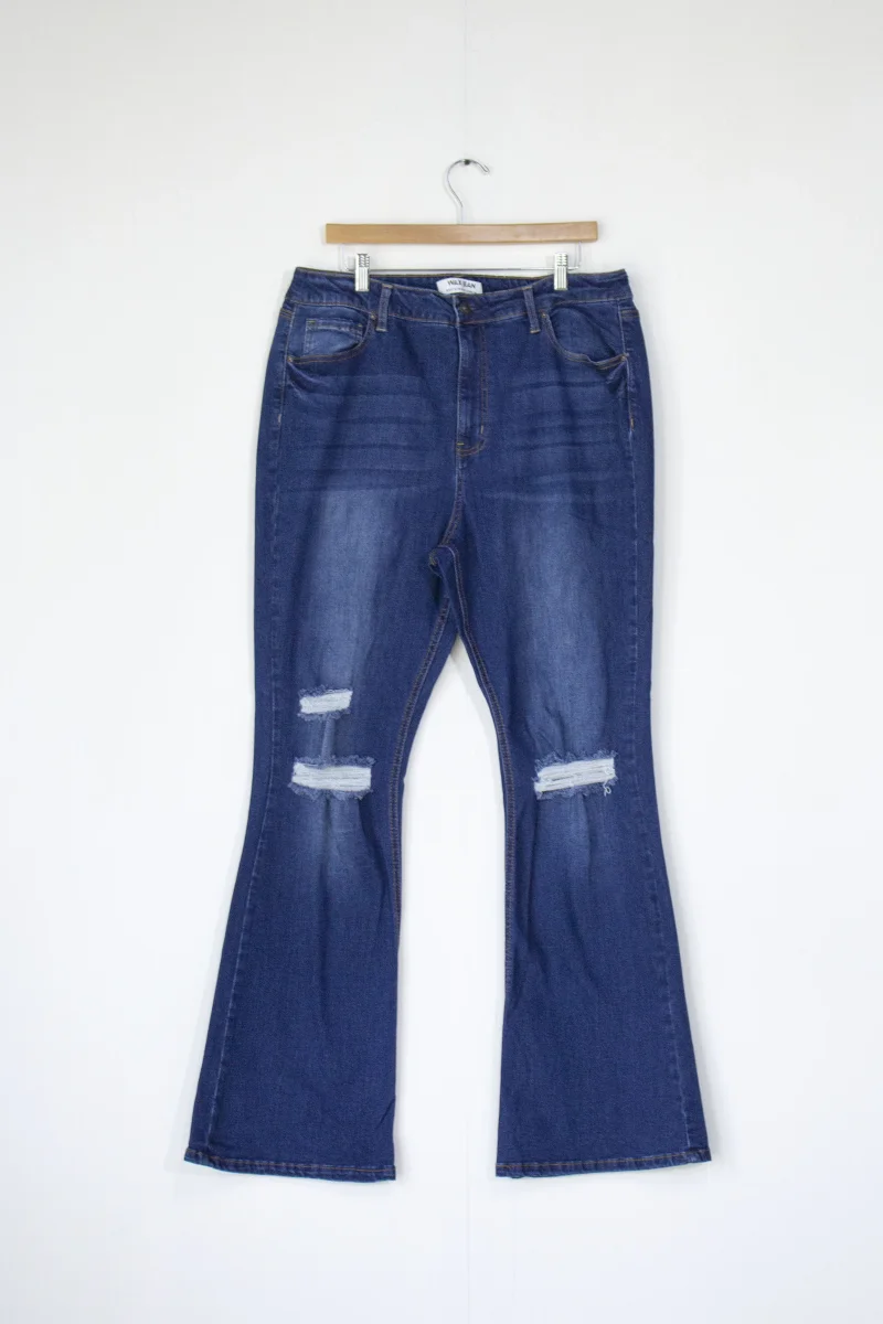 Jeans Curvy Flare Rasgado Tiro Alto Stretch Casual Chic - Imagen 5
