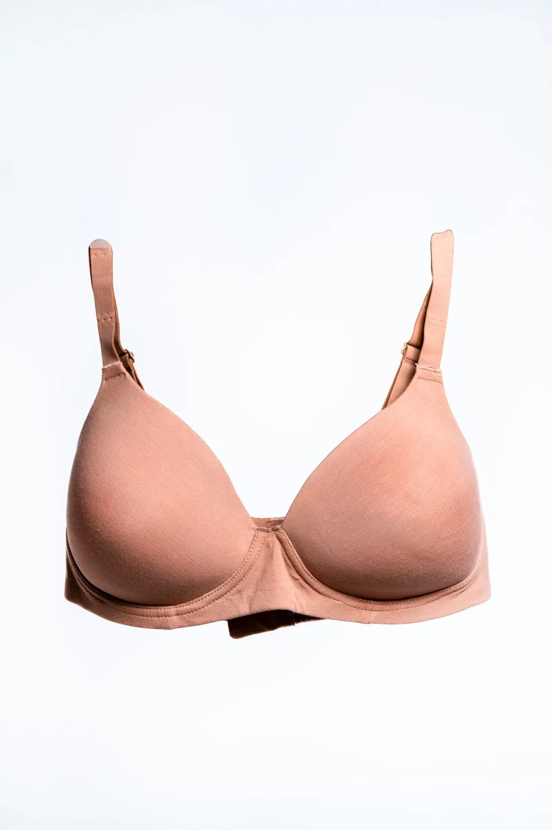 Bra Curvy Sin Costura Liso Copa DD Talla 38 Invisible Realce - Imagen 3