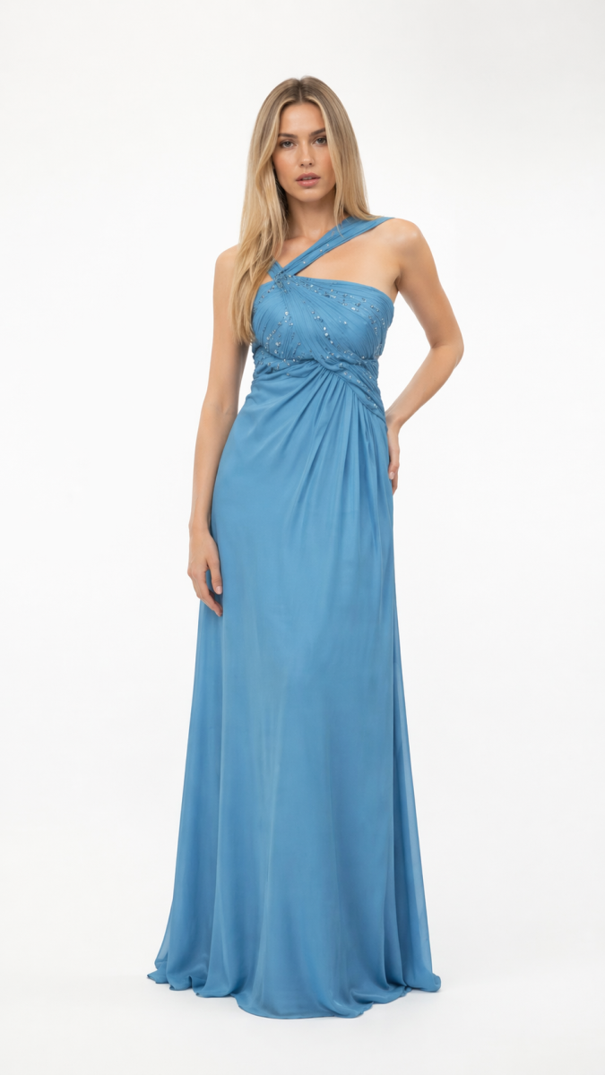 Vestido largo en color Turquesa con detalles en la cintura.