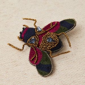 Broche abeja morada