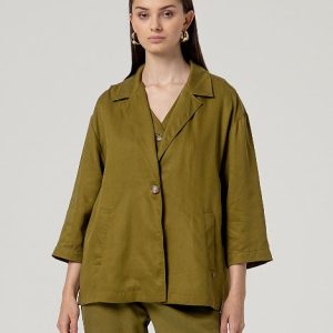 Chaqueta over oliva