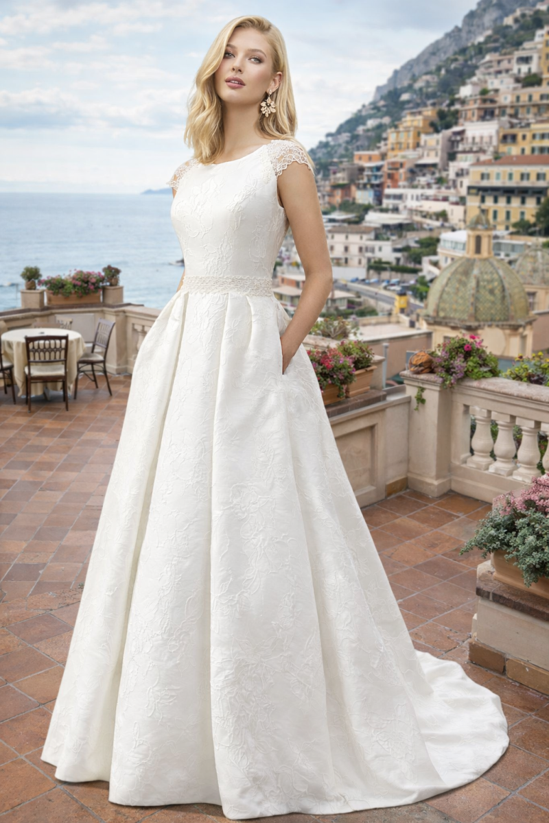 Vestido de Novia corte princesa de Brocado.