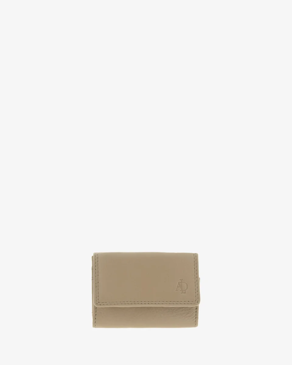 Básicos atemporales — Cartera pequeña con solapa - Imagen 6