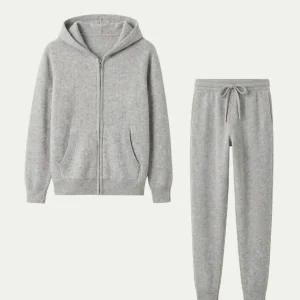 Conjunto de Firma Gris Claro con Capucha