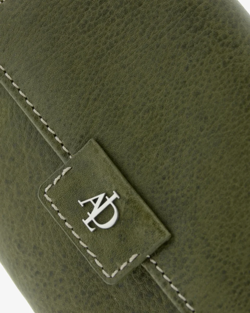 Lucía — Cartera pequeña de alta capacidad - Imagen 7
