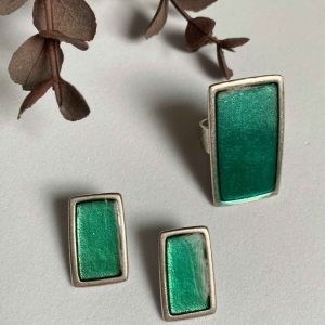 Anillo rectangular plata y resina