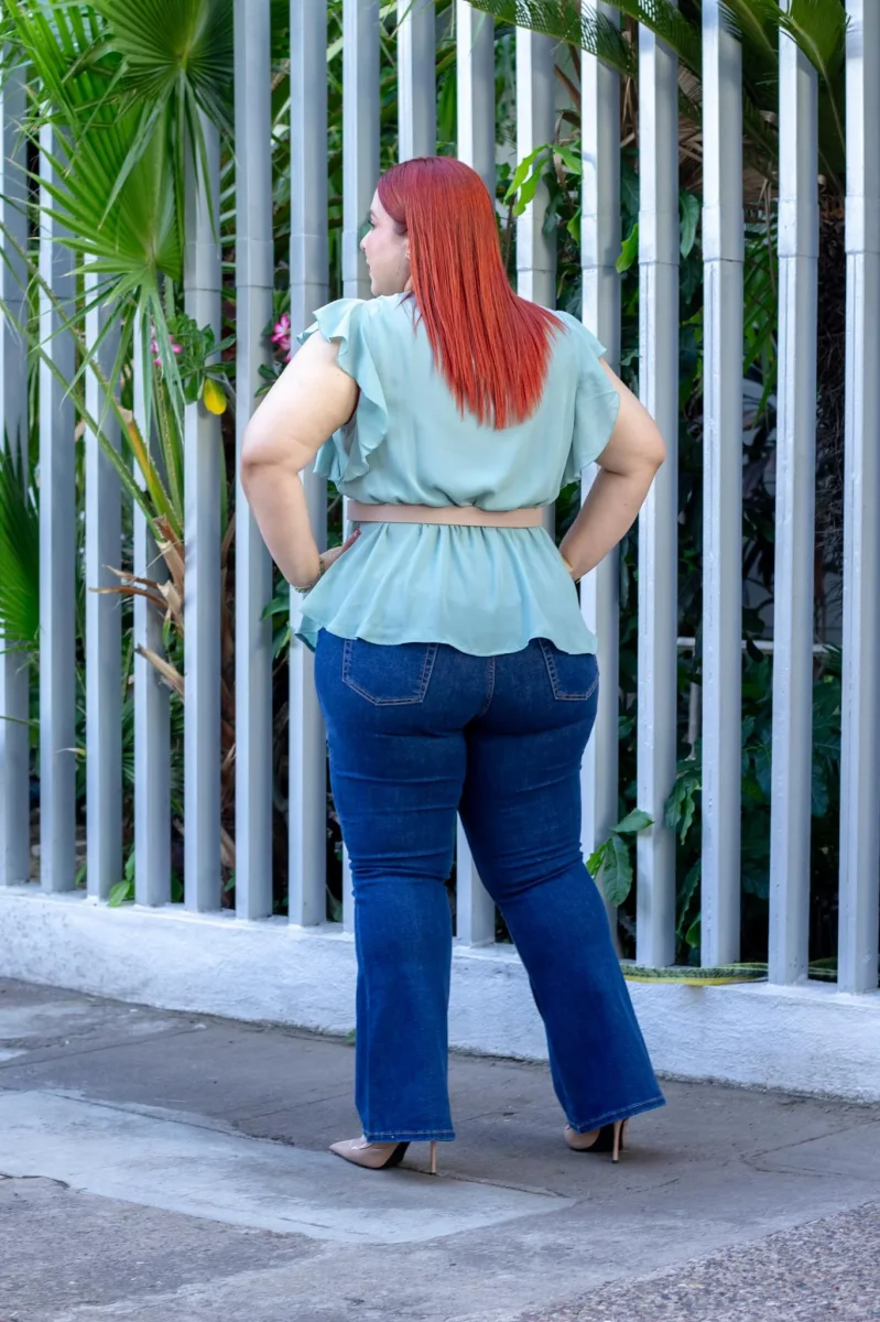 Blusa Curvy Peplum Manga Corta Verde Sage - Imagen 5