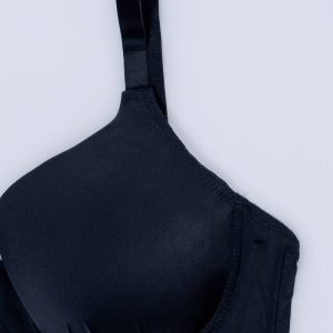 Brasier Curvy Liso Negro Soft Touch Realce Natural Versátil