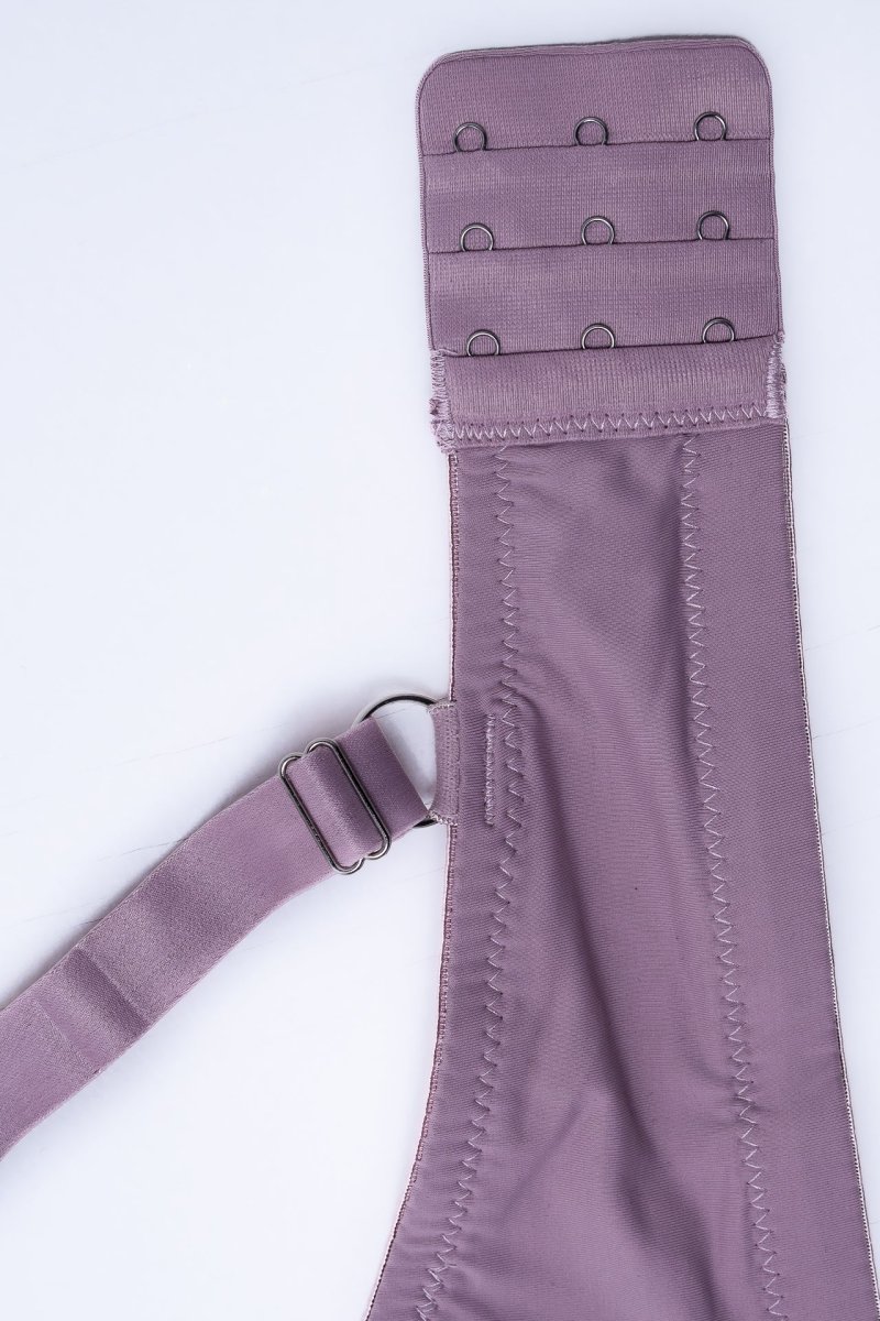 Brasier Curvy Liso Lila Soft Touch Realce Natural Versátil - Imagen 4