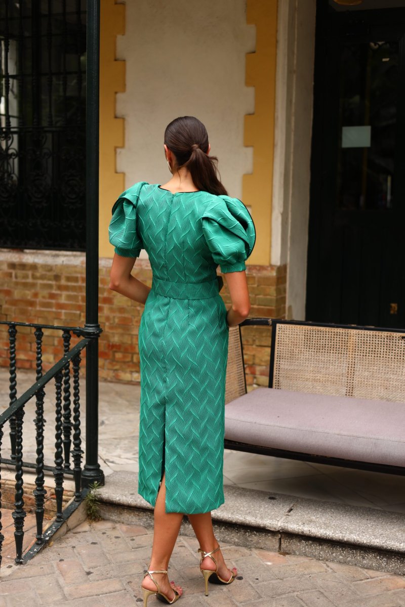Vestido corto verde con manga y cinturon - Imagen 4