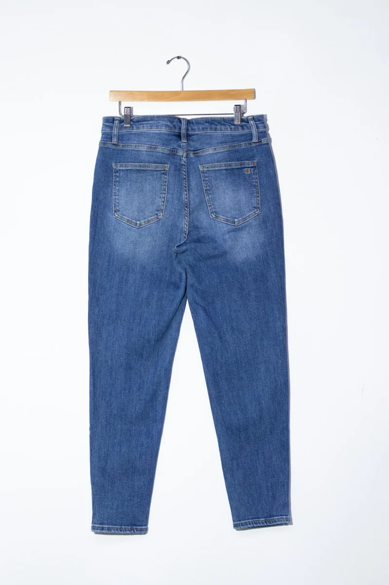 Jeans Curvy Skinny Deslavado Claro Estilo Limpio Moderno - Imagen 6