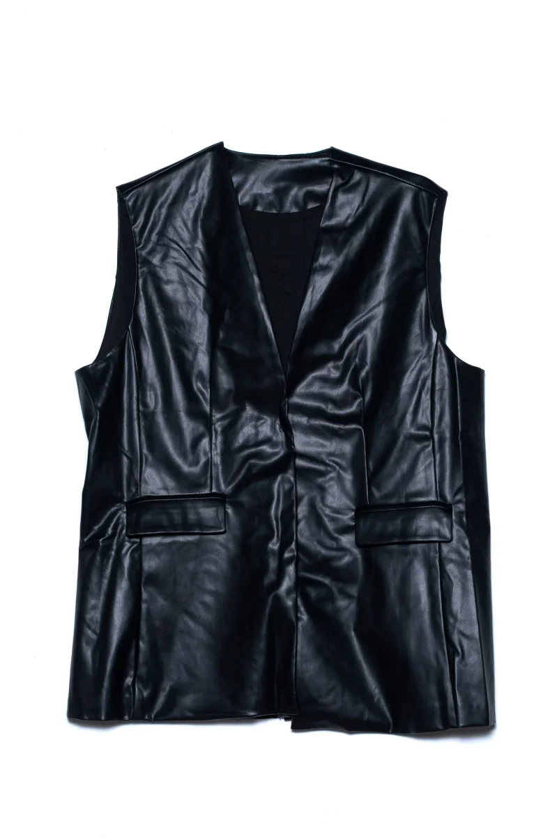 Chaleco Curvy Vinipiel Statement Edge Layering Versátil - Imagen 4
