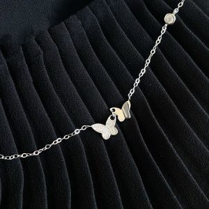 Collar Butterfly