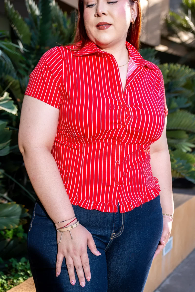 Camisa Curvy Rayas con Elástico Atrás Look Oficina Chic - Imagen 7