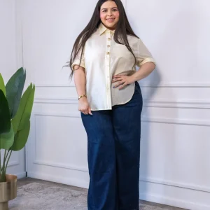 Camisa Curvy Lisa de Botones Multifuncional Toda Temporada