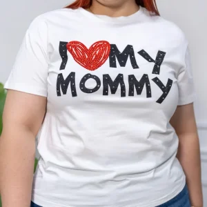Playera Curvy I Love Mom con Brillos Blanca Regalo Mamá