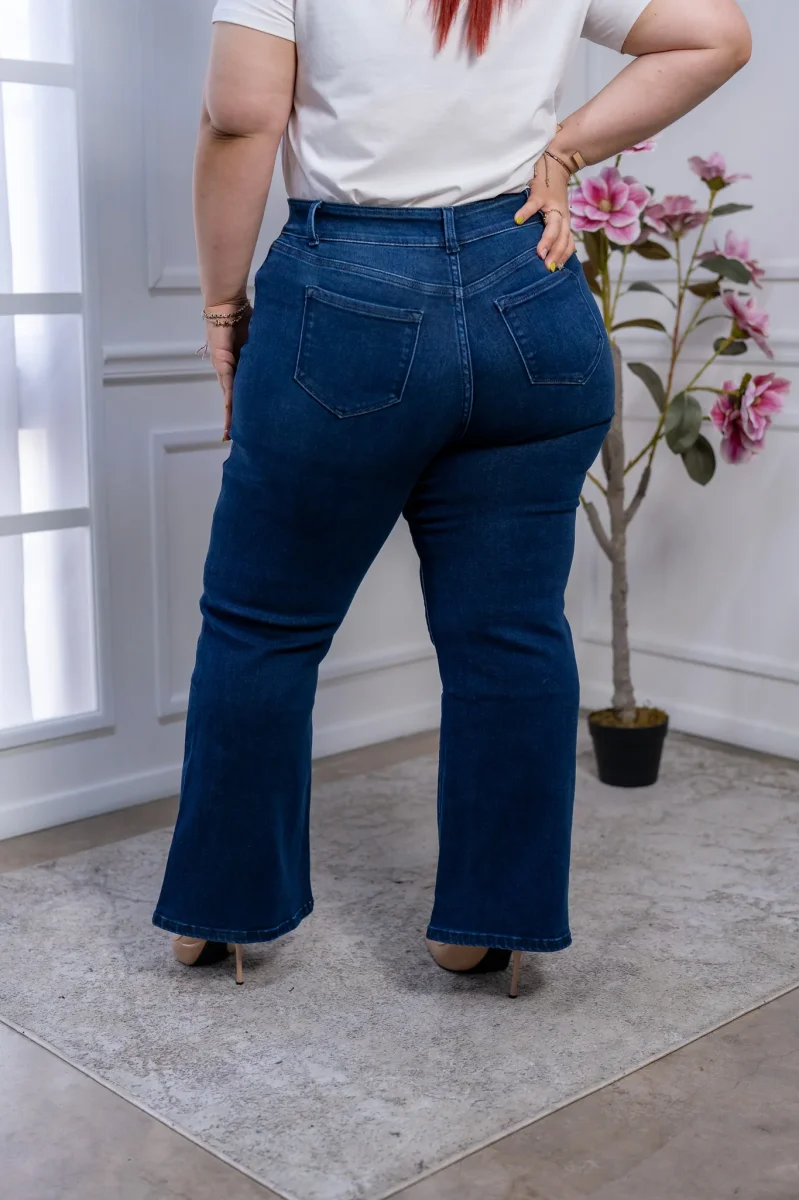 Jeans Curvy Campana Azul Oscuro Tiro Alto Doble Botón - Imagen 7