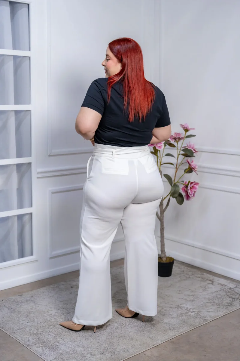 Pantalón Palazzo Blanco Curvy con Cinturón de Lazo | Tiro Alto - Imagen 9