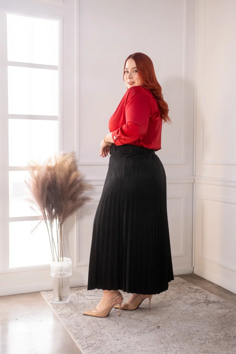 Falda Curvy Larga Plisada Gamuza Negra Premium Elegante - Imagen 6