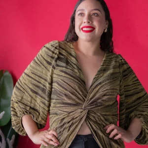 Blusa Curvy con Nudo Estampado Dorado Plus Size para Mujer