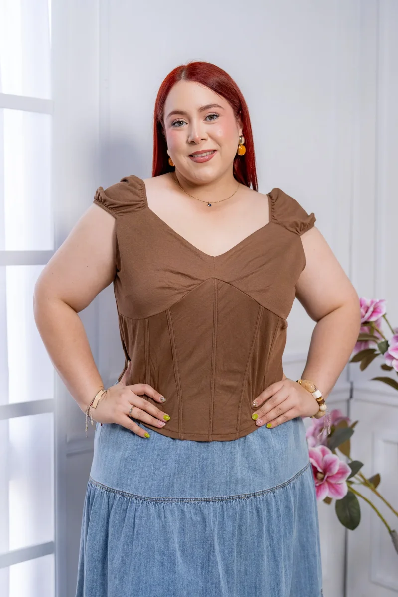Top Curvy Corset Chocolate Costuras Estilizadoras Define Cintura
