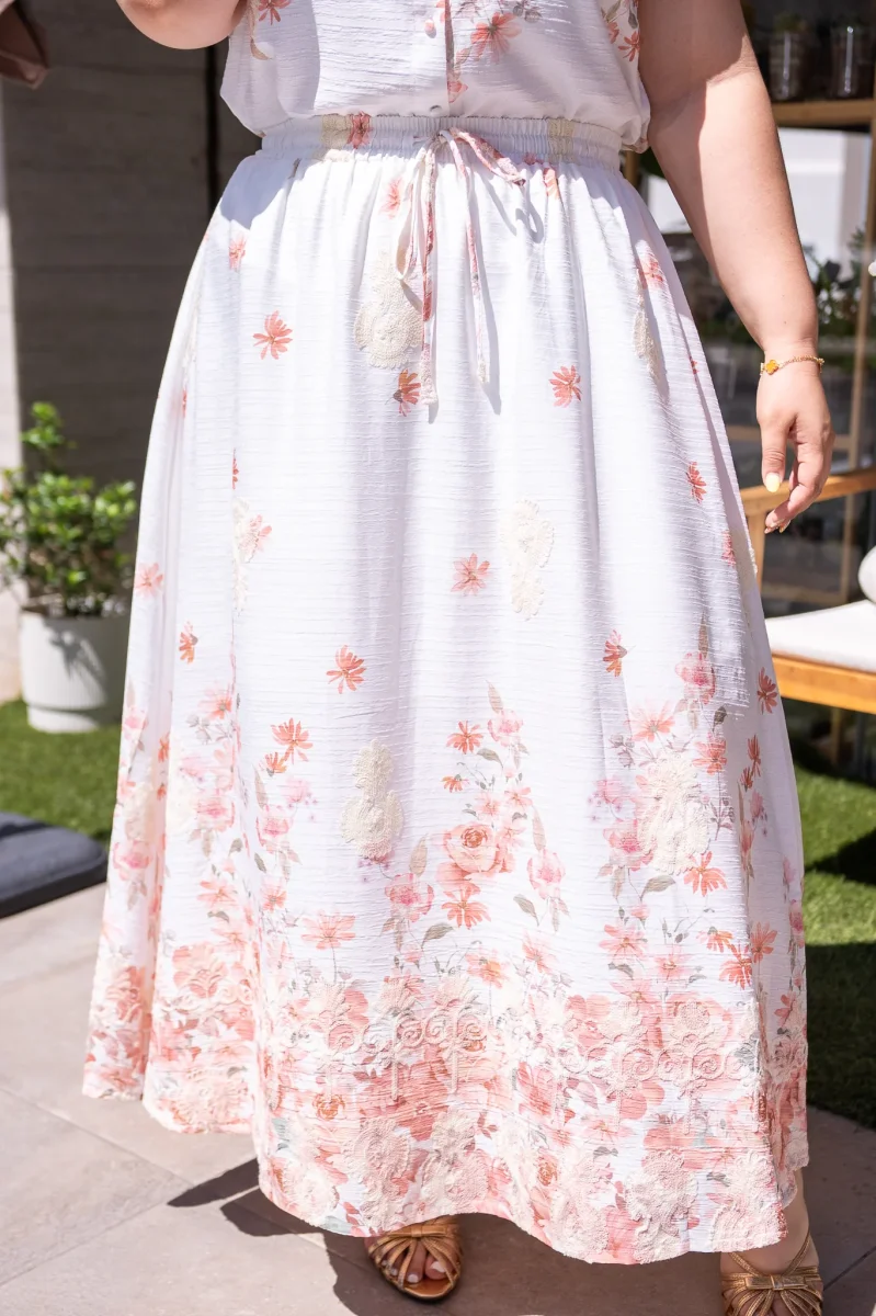 Set Curvy Blusa y Falda Maxi Floral Print Romántico Ivory - Imagen 6
