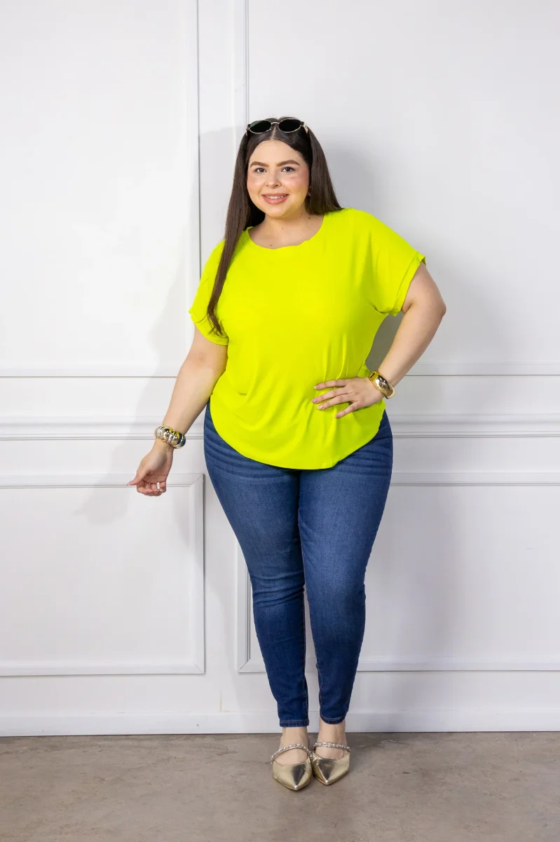 Blusa Curvy Licra Cuello Redondo Manga Corta Amarillo Limón - Imagen 7