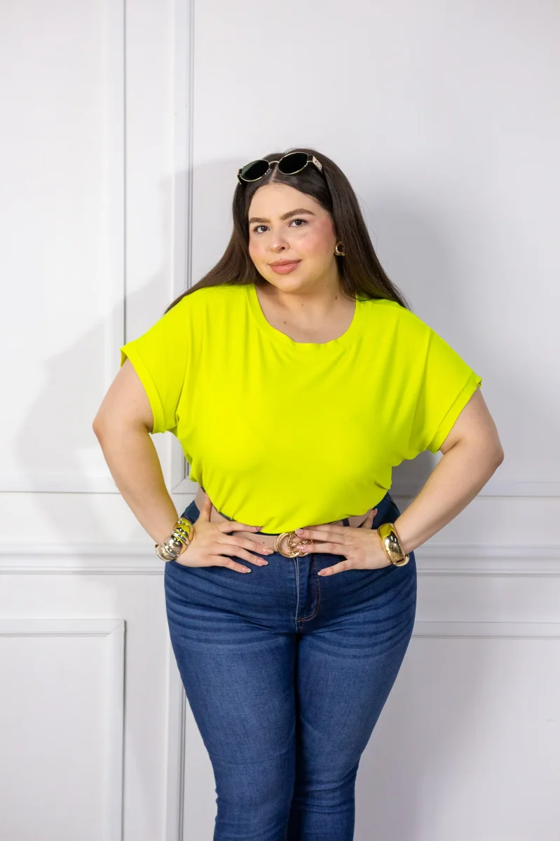 Blusa Curvy Licra Cuello Redondo Manga Corta Amarillo Limón - Imagen 9