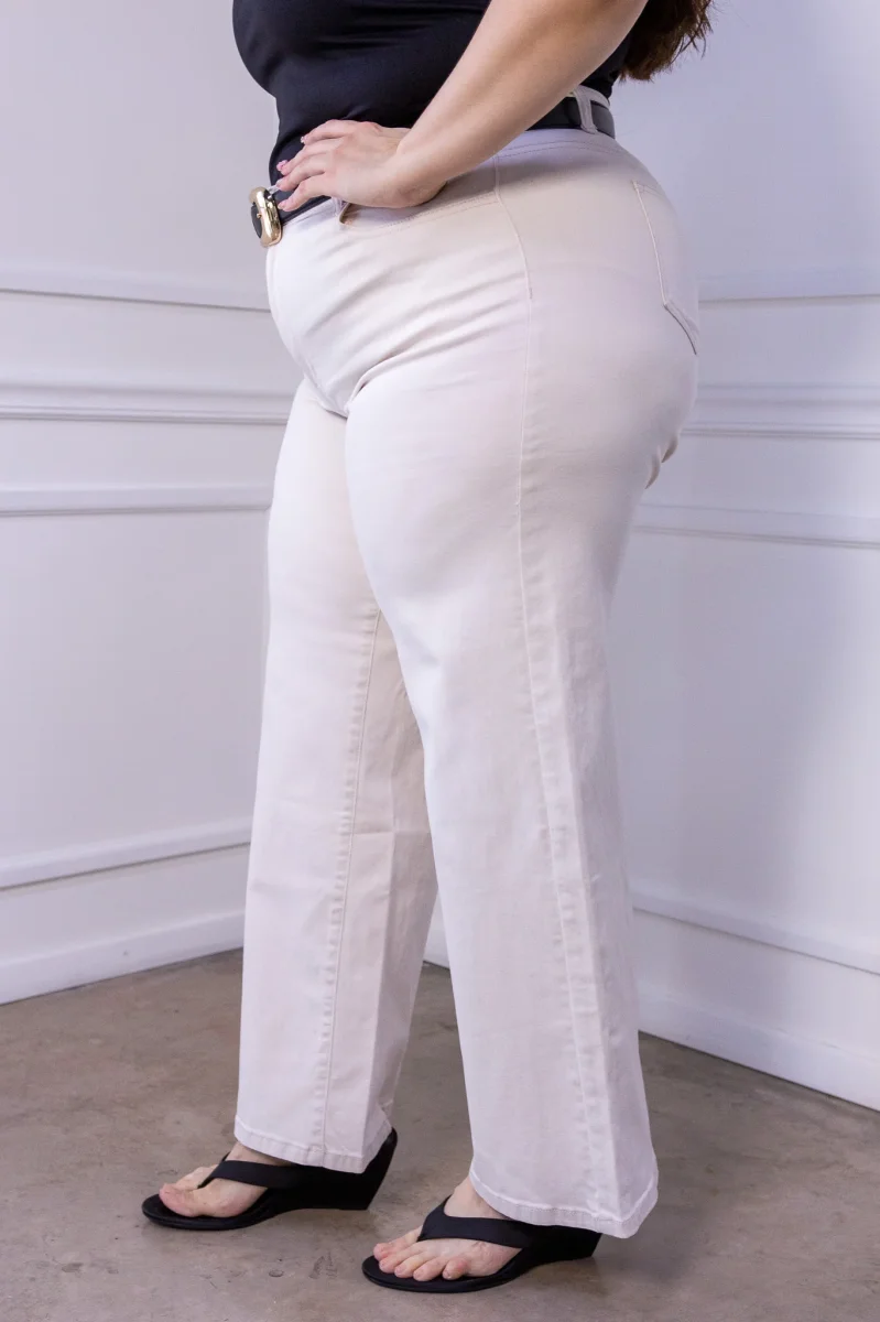 Jeans Curvy Campana Cintura Alta Color Hueso - Imagen 4