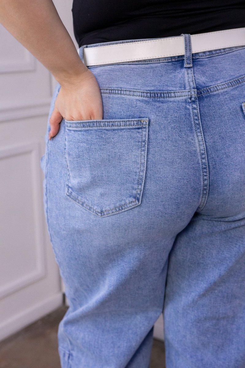 Jeans Curvy Barrel Cargo Bolsillos Azul Claro - Imagen 6