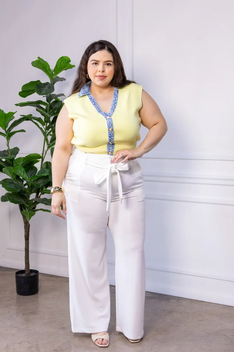 Chaleco Curvy Canalado con Detalle Denim Amarillo - Imagen 8