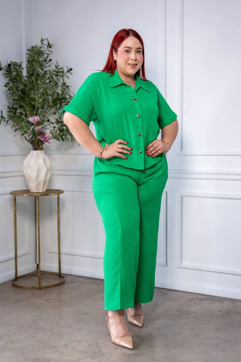 Set Curvy Camisa Botones Pantalón Ancho Verde - Imagen 4