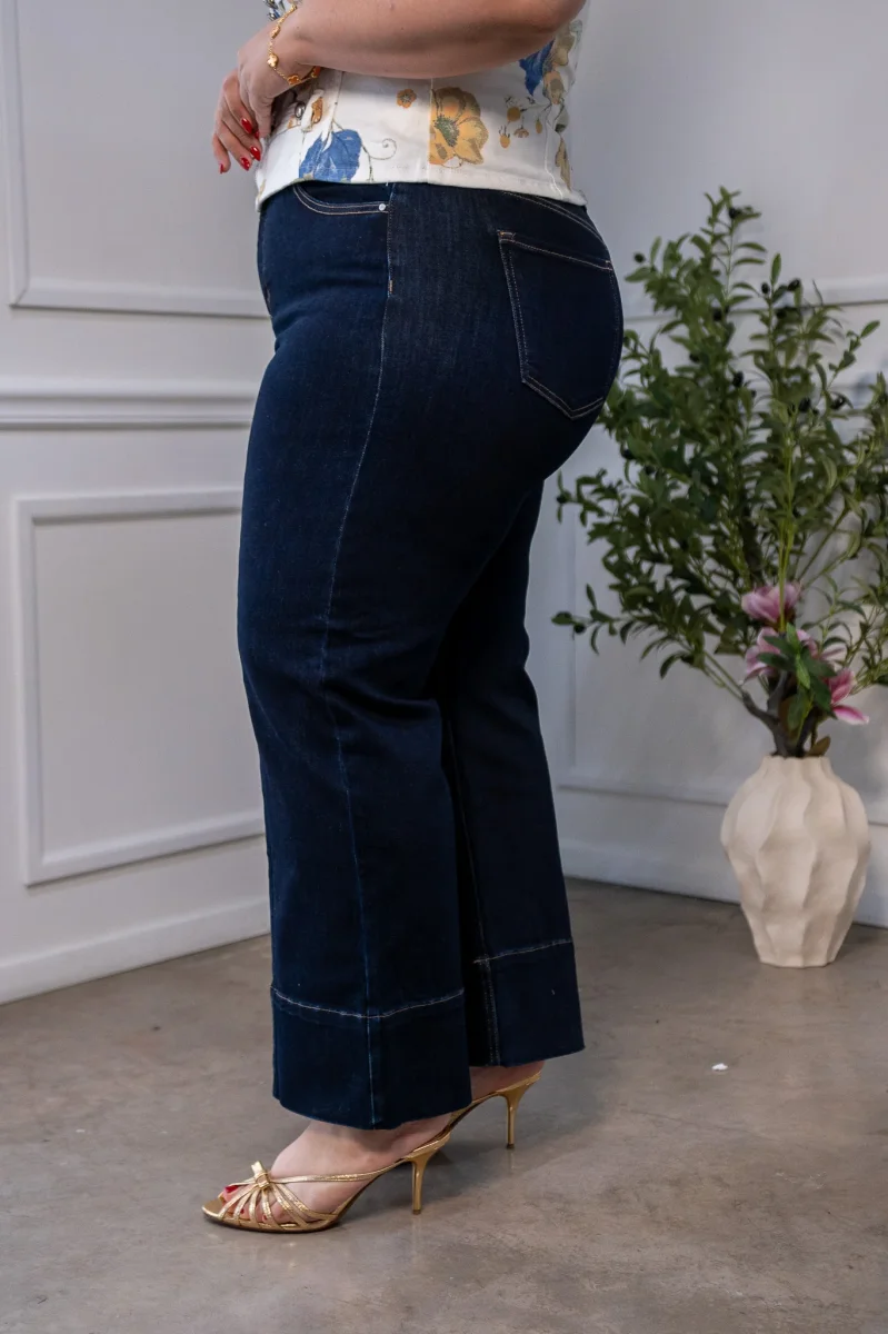 Jeans Curvy High Rise Crop Oscuros Cintura Alta Tobillo - Imagen 7