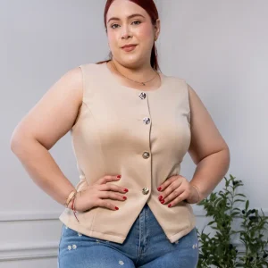 Chaleco Curvy Sastre con Botones Metálicos Estructural
