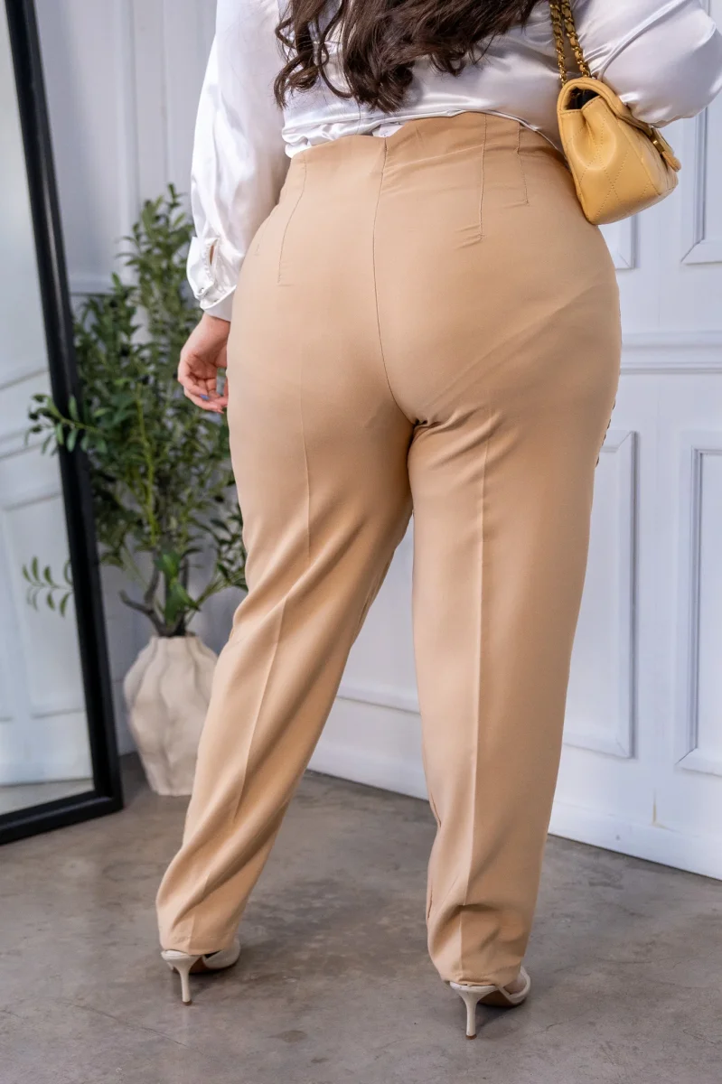 Pantalón Curvy Tipo Zara Beige Cintura Alta Reloj de Arena - Imagen 6