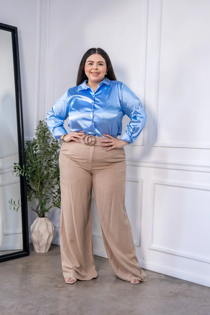 Camisa de Satín Curvy Azul Brillante | Blusa Elegante Tallas Extras - Imagen 9