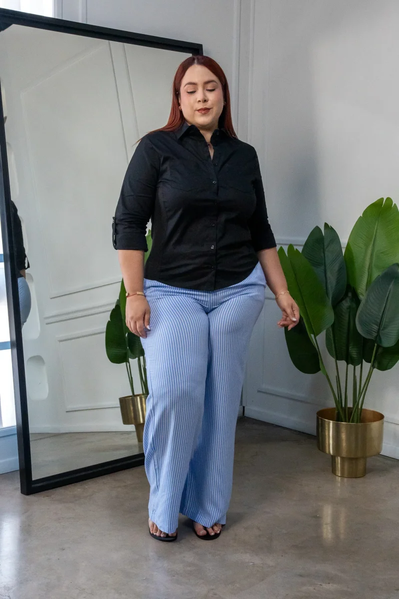 Camisa Curvy Lisa Stretch Manga Larga - Imagen 2