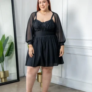 Vestido Corto Curvy Tirantes Negro Elegante