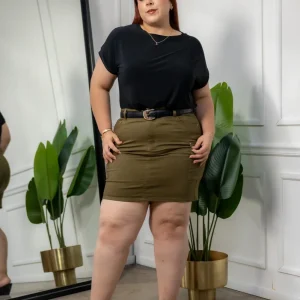 Blusa Curvy Licra Cuello Redondo Manga Corta Negro Atemporal
