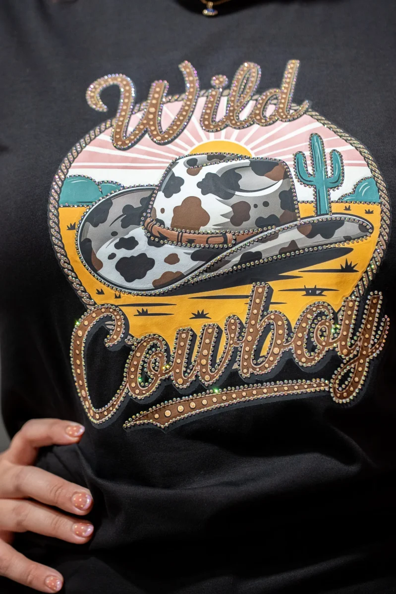 Playera Wild Cowvoy Curvy Negra - Imagen 5
