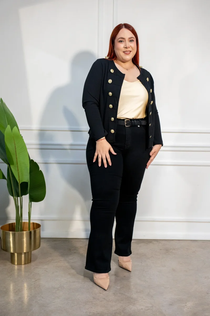 Jeans Curvy Campana Liso Negro