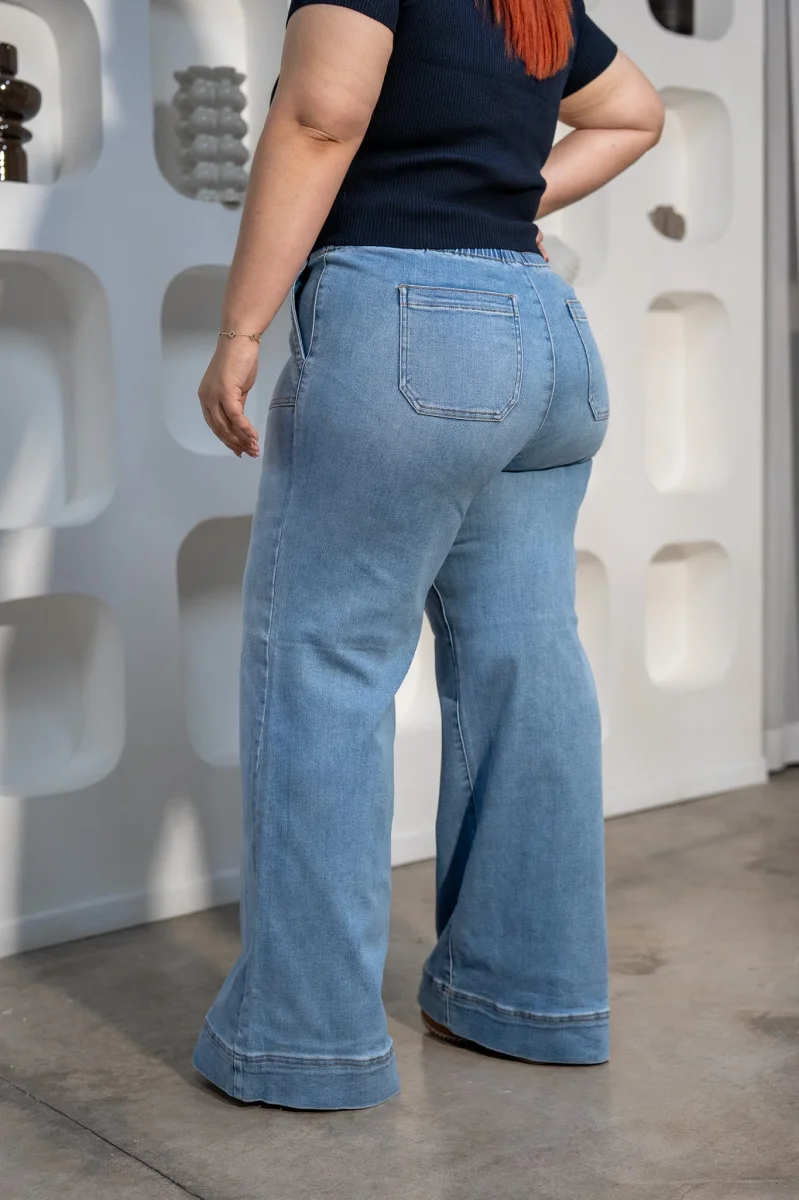 Jeans High Rise Curvy Claro - Imagen 8