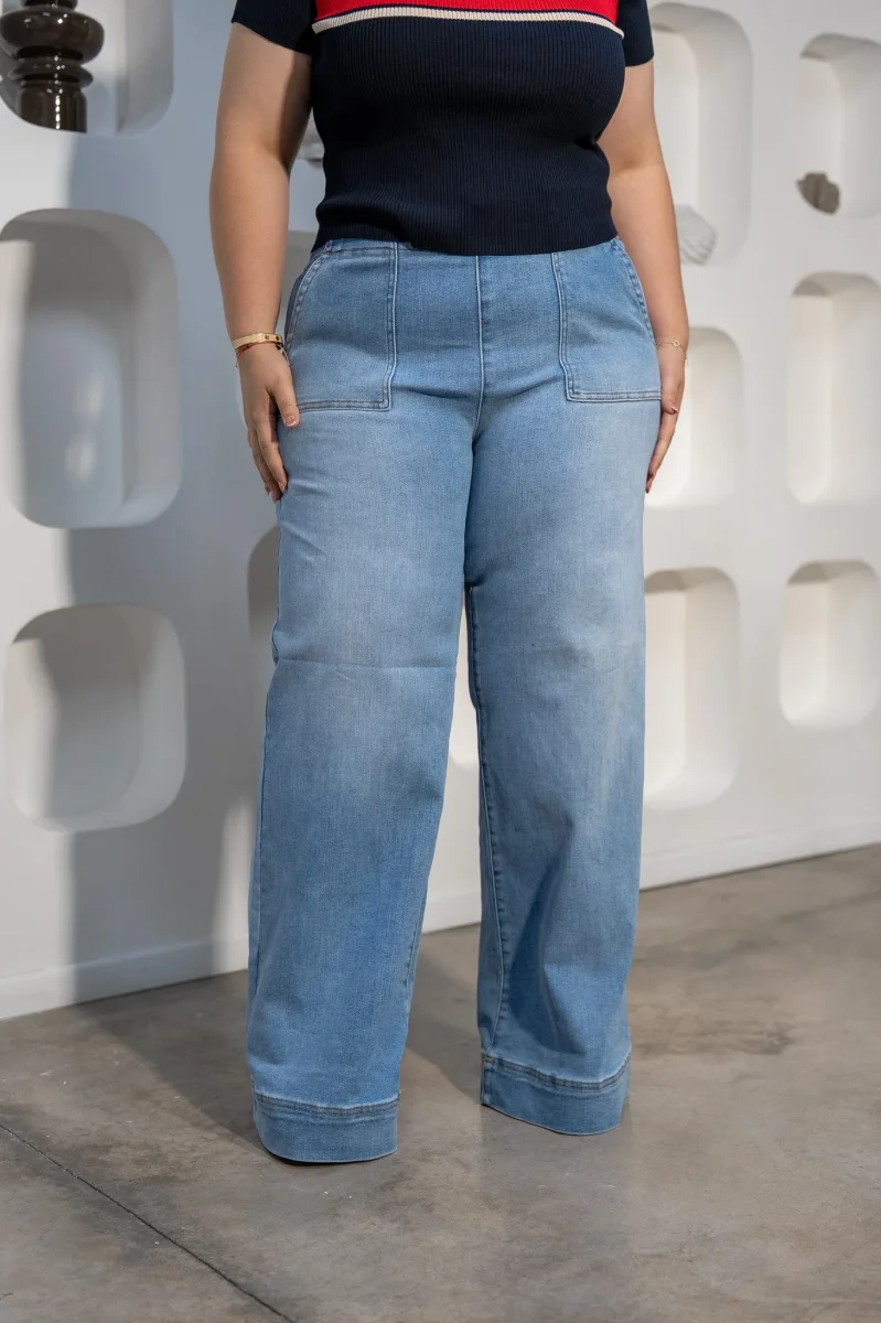 Jeans High Rise Curvy Claro