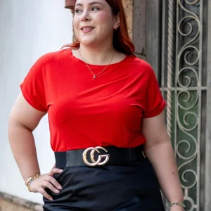 Blusa Curvy Licra Cuello Redondo Manga Corta Rojo Statement