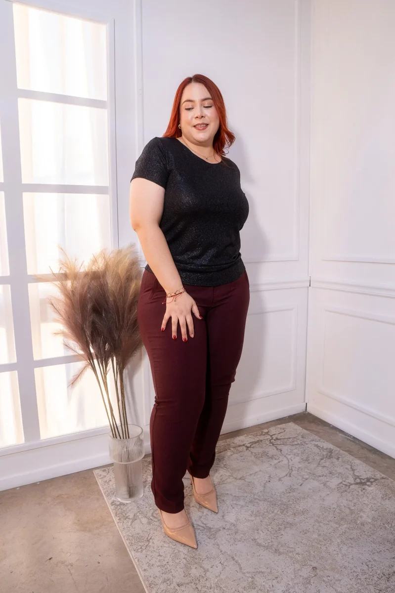 Pantalón Curvy Tipo Zara Tinto Cintura Alta Reloj de Arena - Imagen 5