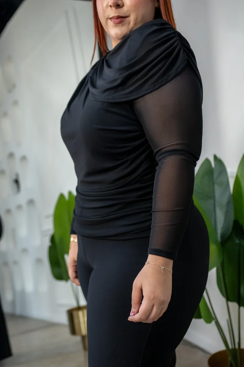 Blusa Mesh con Capas Curvy Negro - Imagen 8