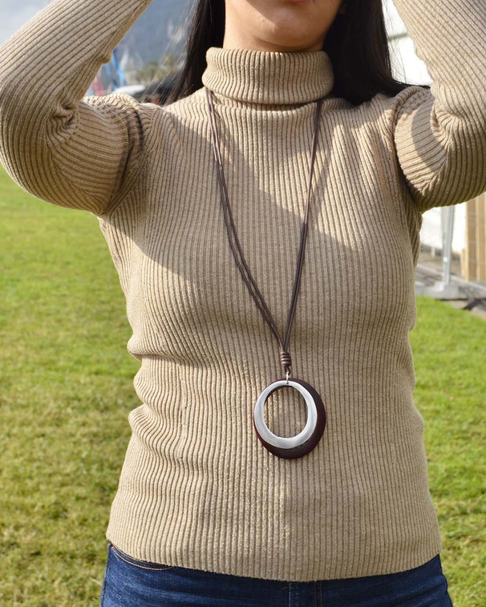 Collar largo 2 aros metal y madera - Imagen 4