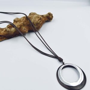 Collar largo 2 aros metal y madera