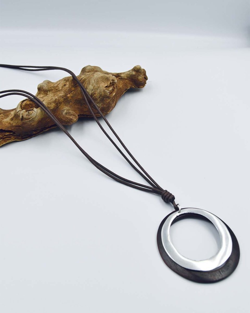 Collar largo 2 aros metal y madera