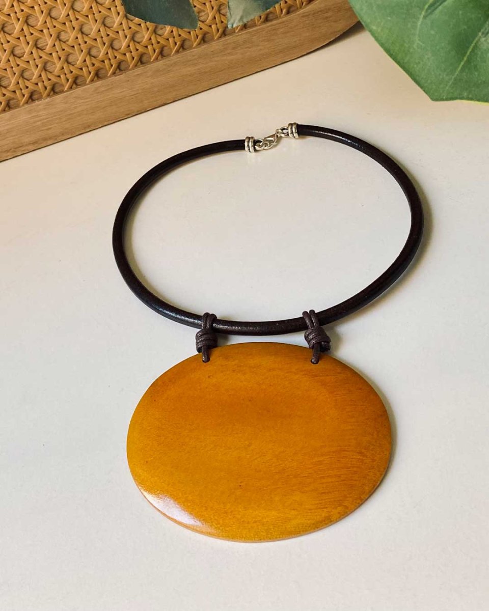 Collar corto ovalo grande madera - Imagen 5